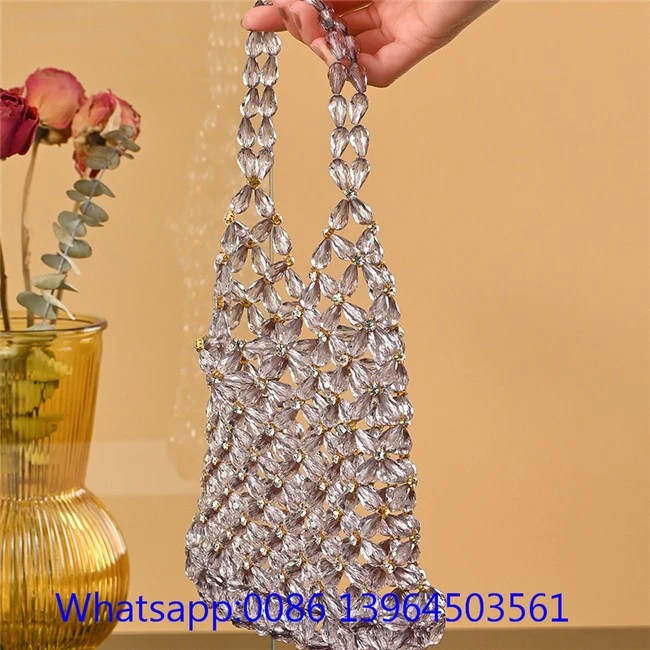 Bolsa transparente feminina com miçangas