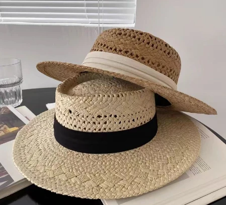 Chapéu de praia feminino de palha com fita preta