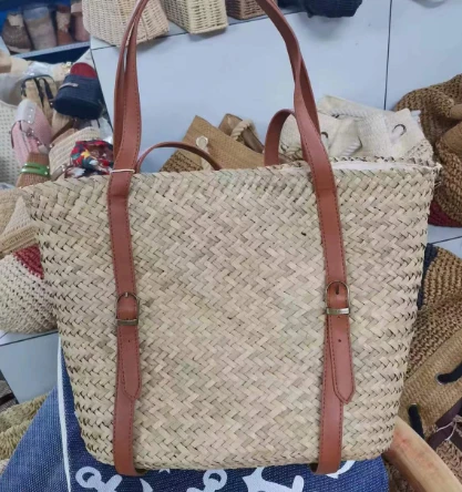 Long Pu lida com palha chique