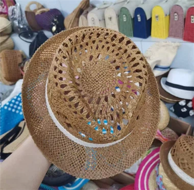 Chapéu de verão oco de papel respirável