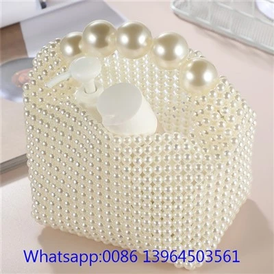 Bolsa Clutch de Pérolas Feita à Mão