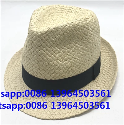 Chapéu de verão feito à mão em papel creme trançado