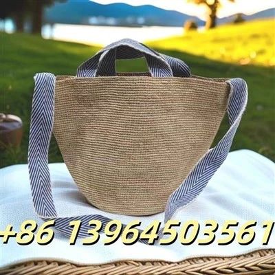 Raffia Moman Bag com altela