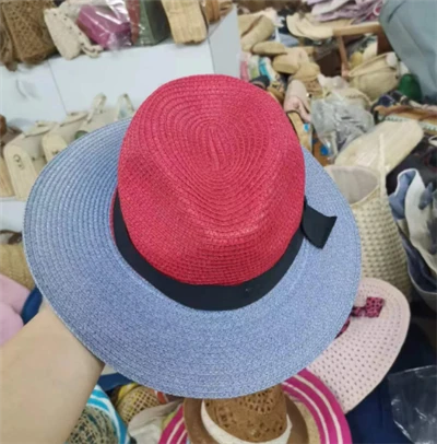 Chapéu feminino multicolorido com fita preta